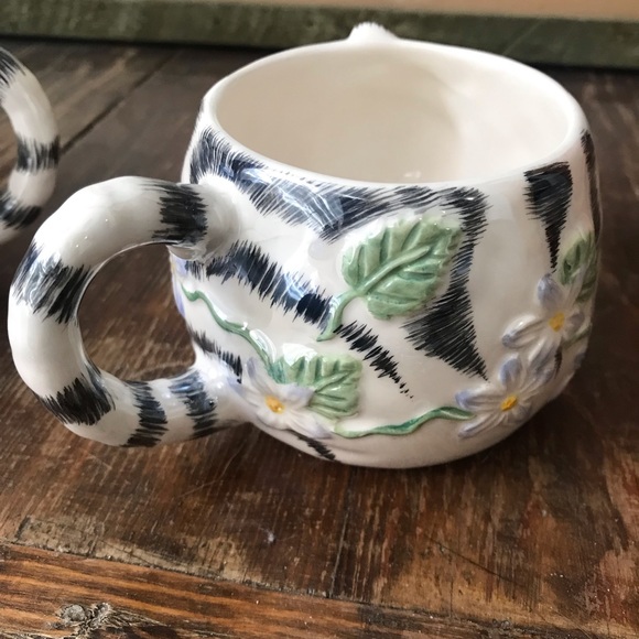 Set of 2 cat tea cups iridescent vintage cats - Picture 3 of 7